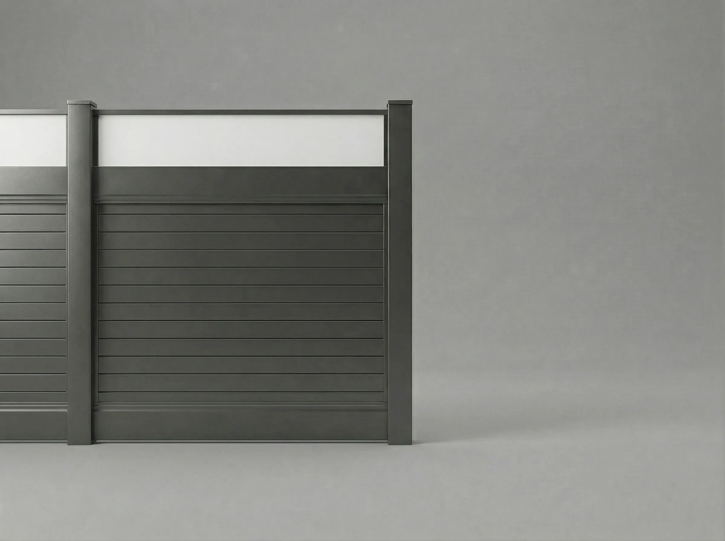 Aluminum Horizontal Privacy Fence w/ Acrylic Top