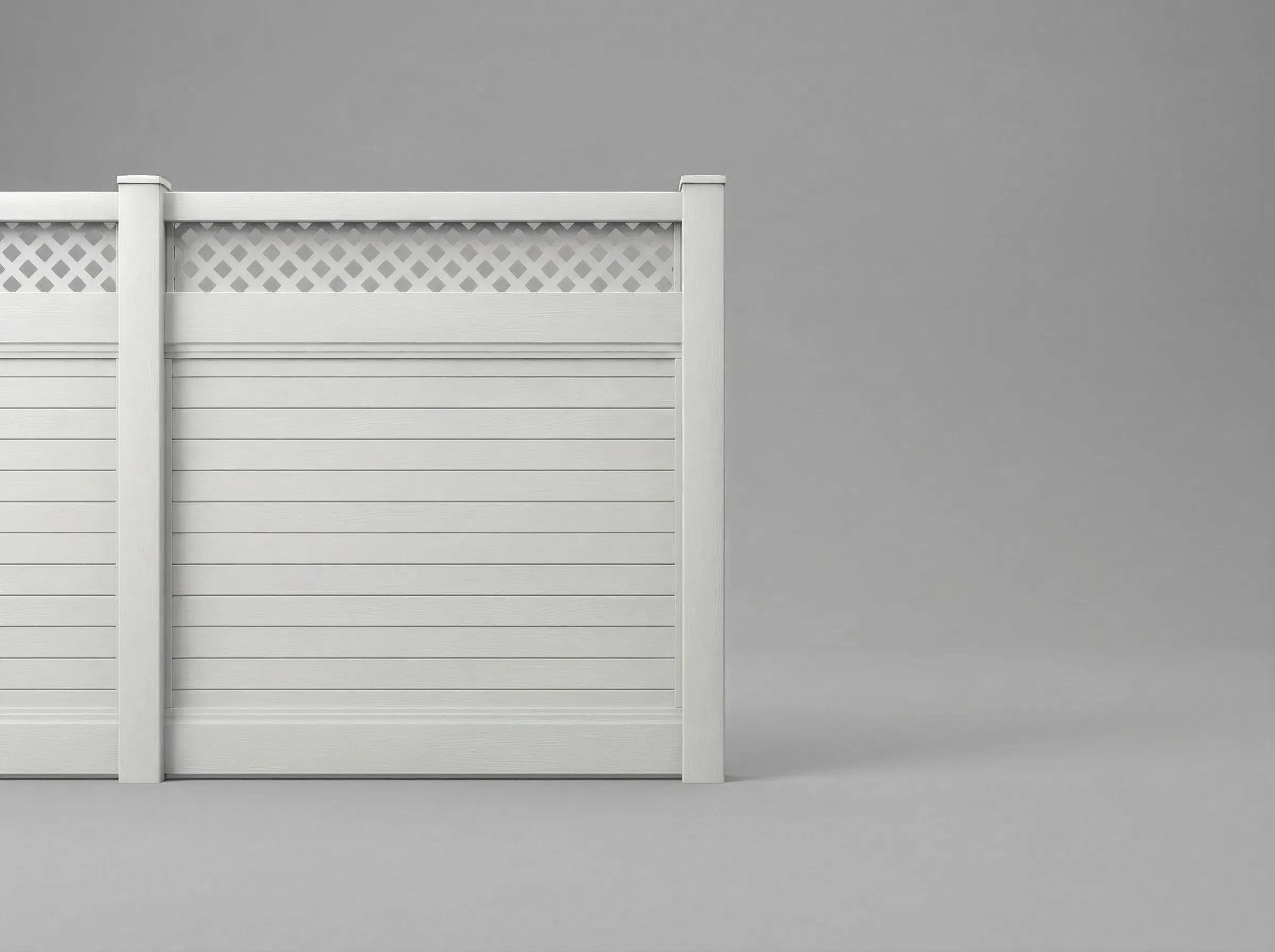 Vinyl Horizontal Fence w/ Lattice Top